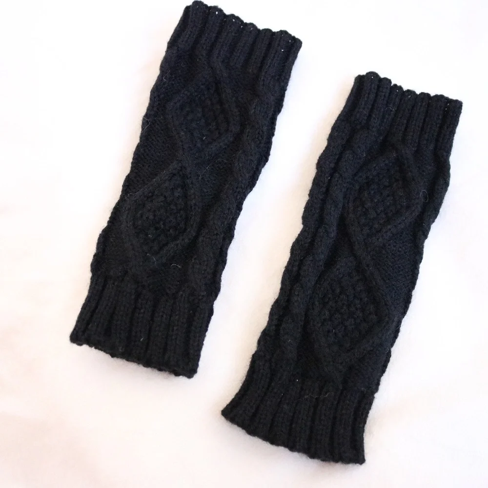 Black Knitted Arm Warmers